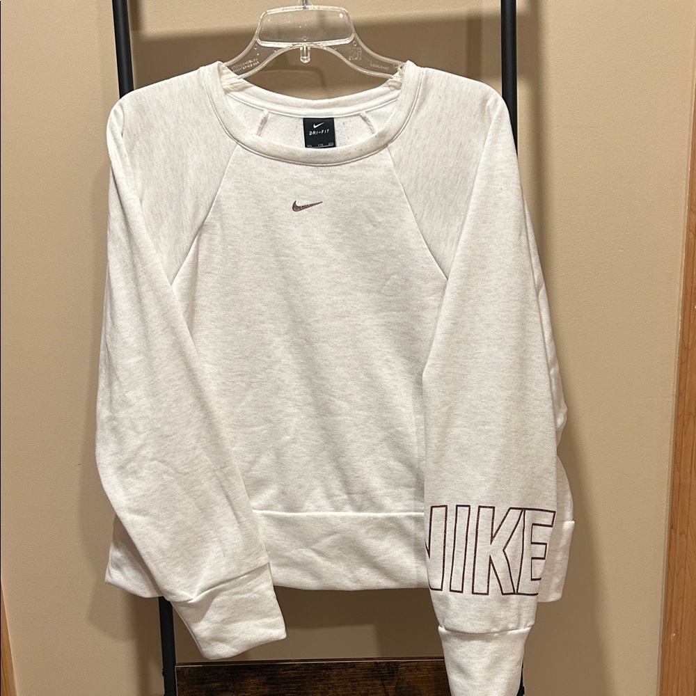 NIKE Heathered Gray Cropped Crewneck